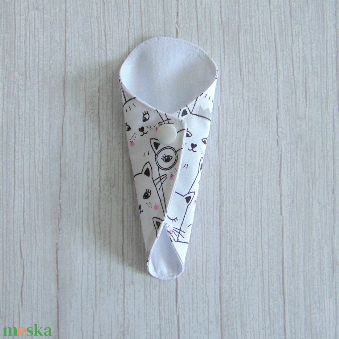 Mosható tanga tisztasági betét / rajzolt cicák - szépségápolás - intim higiénia - tisztasági betét - Meska.hu