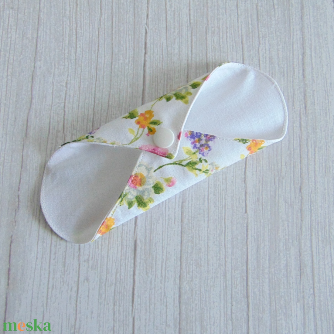 Sarah mosható tisztasági betét 17 cm / vidám kerti virágok - szépségápolás - intim higiénia - tisztasági betét - Meska.hu