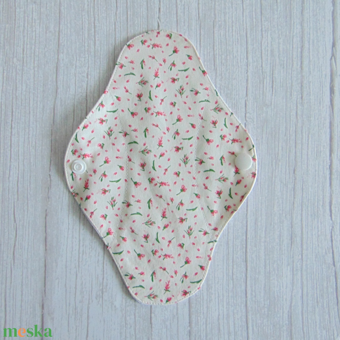 Lara tisztasági betét 19,5 cm / rózsaszín apró virágok / mosható textil betét, mosható tisztasági betét, mosibetét - szépségápolás - intim higiénia - tisztasági betét - Meska.hu