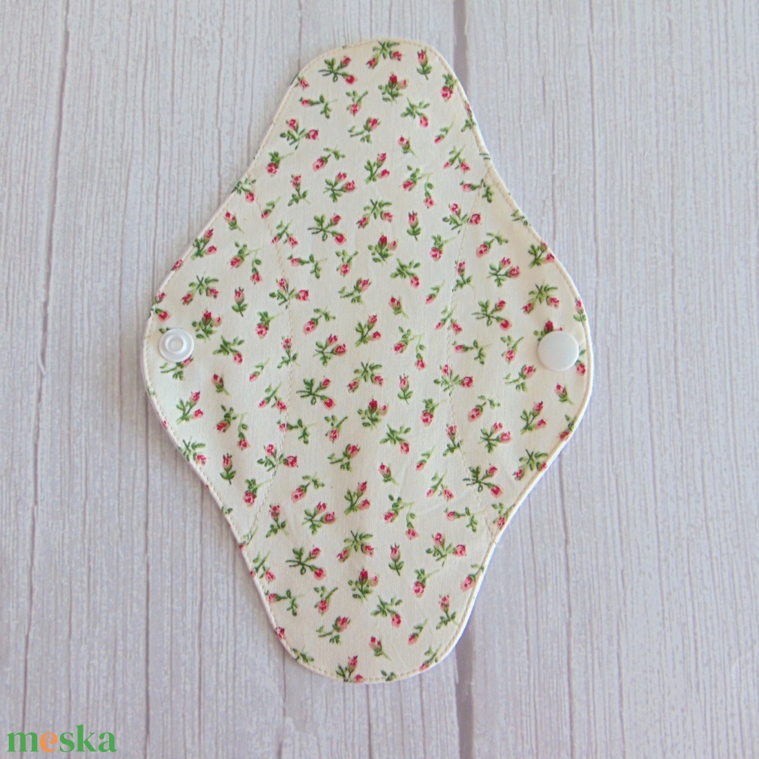 Lara tisztasági betét 19,5 cm / apró rózsaszín rózsák / mosható textil betét, mosható tisztasági betét, mosibetét - szépségápolás - intim higiénia - tisztasági betét - Meska.hu