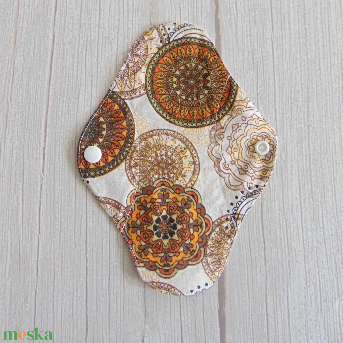 Lara mosható tisztasági betét 19,5 cm / narancssárga mandala / mosható textil betét, mosható tisztasági betét, mosibetét - szépségápolás - intim higiénia - tisztasági betét - Meska.hu