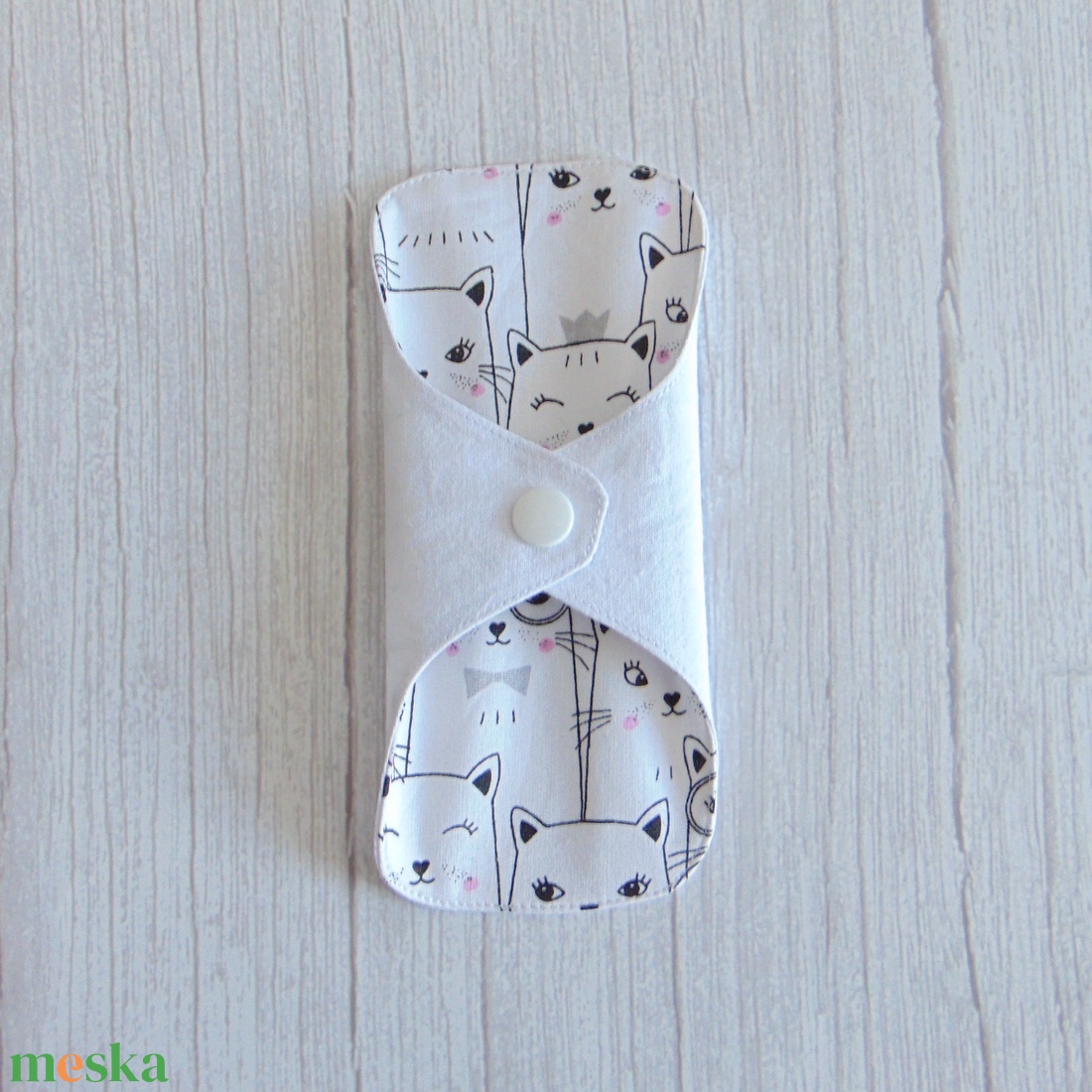 Dana mosható tisztasági betét 16 cm / rajzolt cicák - szépségápolás - intim higiénia - tisztasági betét - Meska.hu