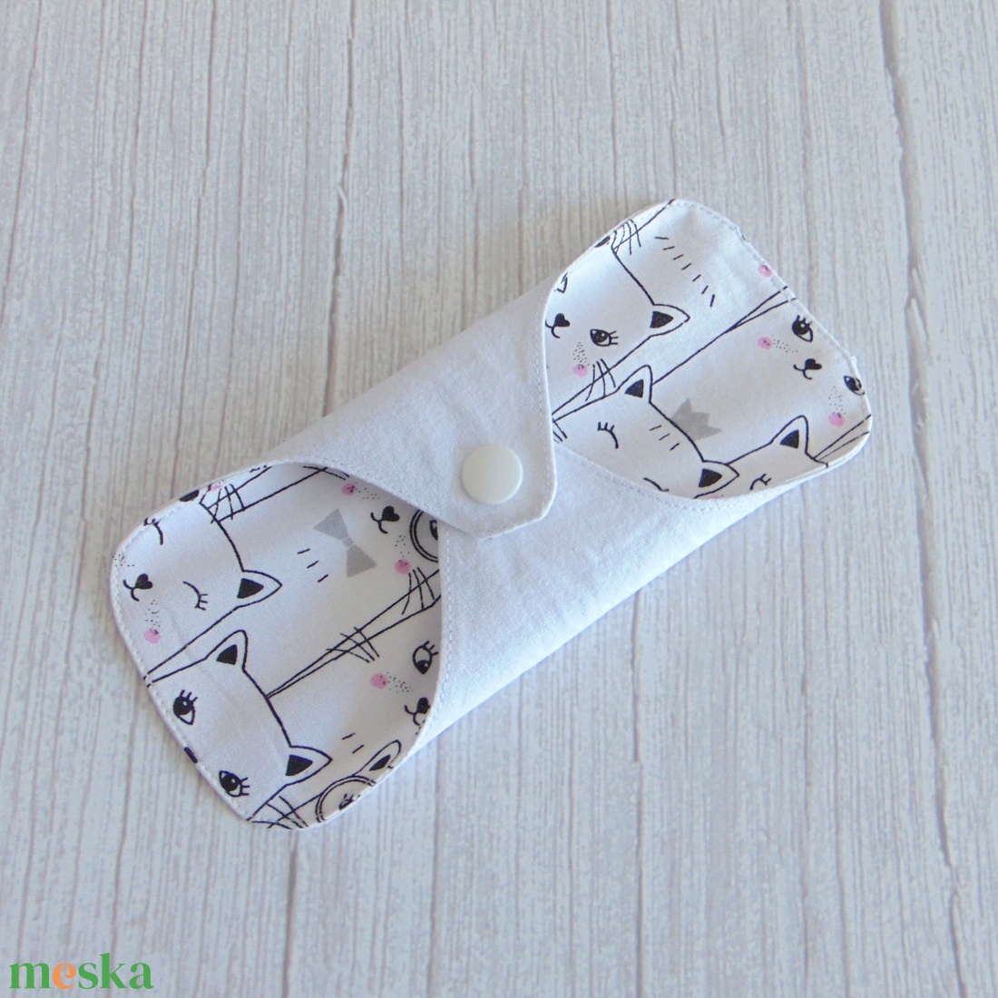 Dana mosható tisztasági betét 16 cm / rajzolt cicák - szépségápolás - intim higiénia - tisztasági betét - Meska.hu