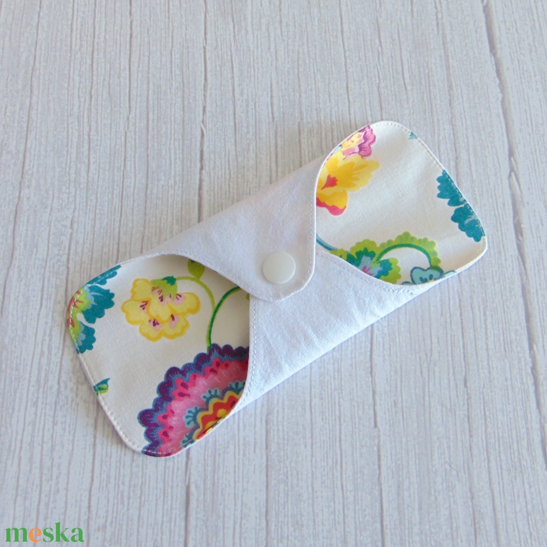 Dana mosható tisztasági betét 16 cm / ekrü - színes virágok - szépségápolás - intim higiénia - tisztasági betét - Meska.hu