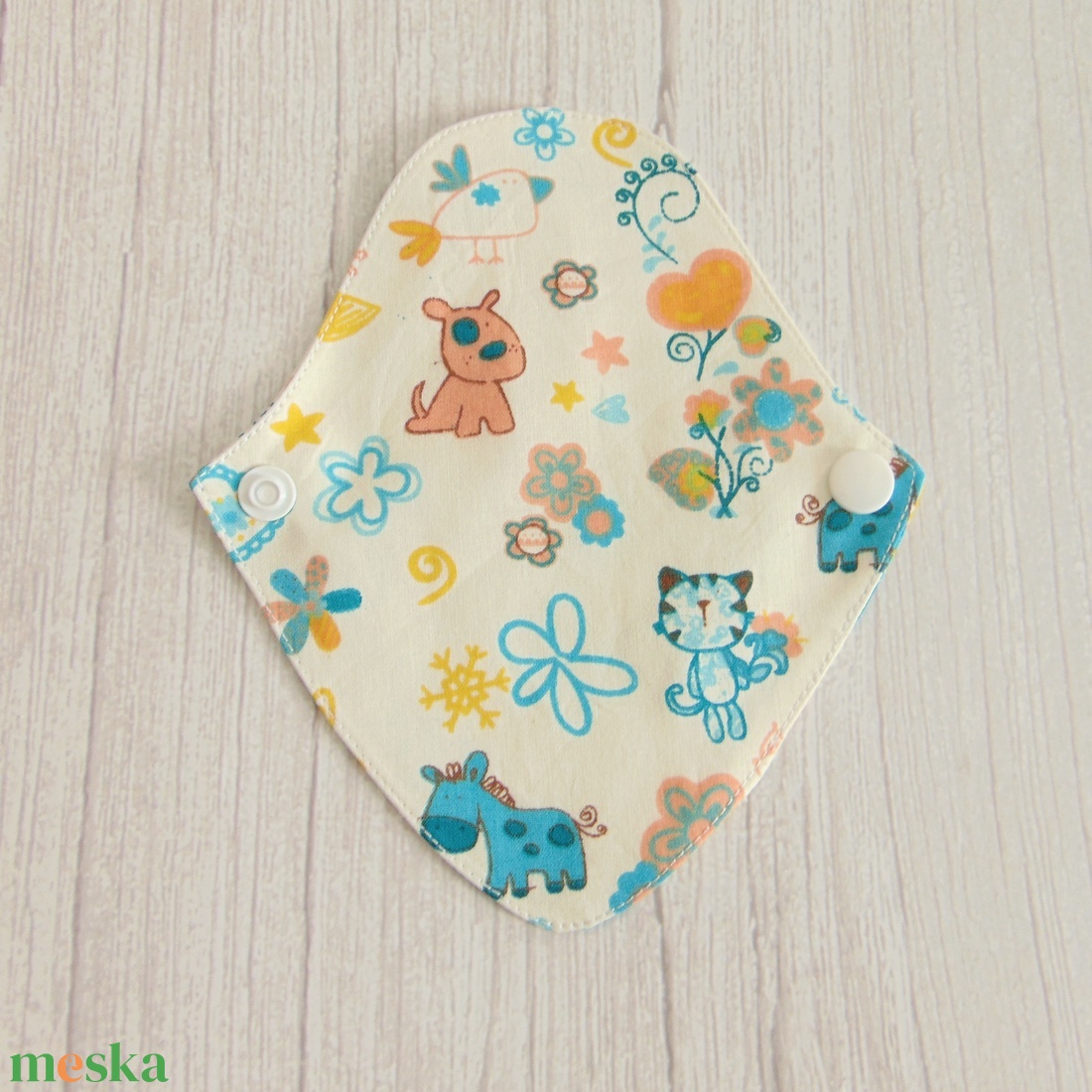 Mosható tanga tisztasági betét / állatkák és virágok  - szépségápolás - intim higiénia - tisztasági betét - Meska.hu