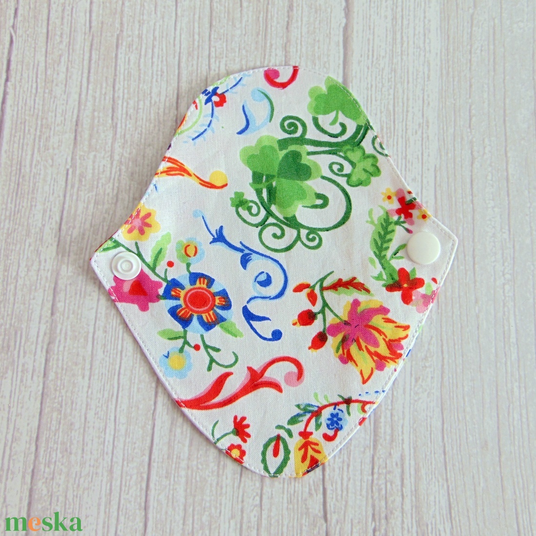 Mosható tanga tisztasági betét / színes indák és virágok  - szépségápolás - intim higiénia - tisztasági betét - Meska.hu