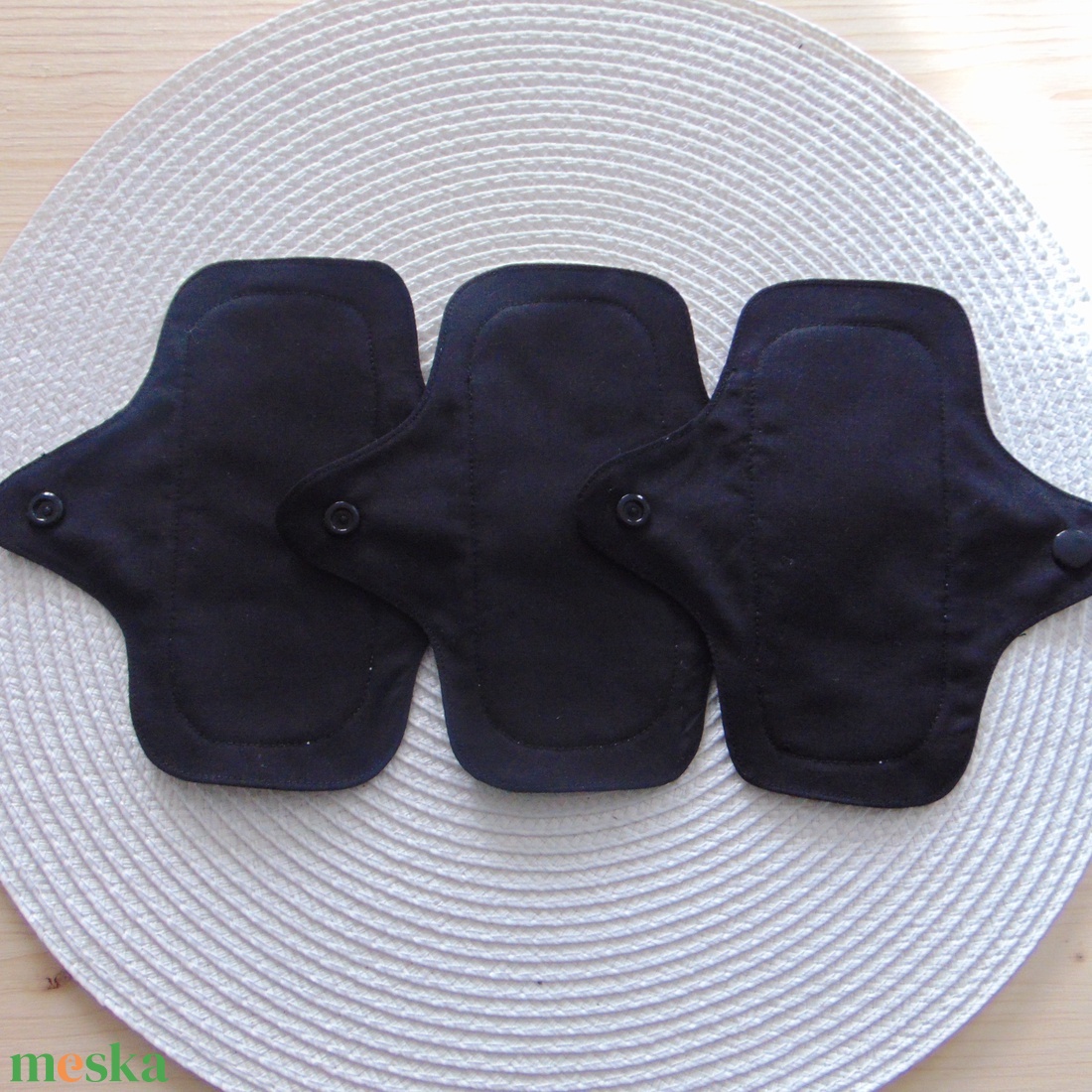 Dana MINI betét csomag (3 db/ cs) 16 cm / fekete / mosható betét, mosható intimbetét - szépségápolás - intim higiénia - tisztasági betét - Meska.hu