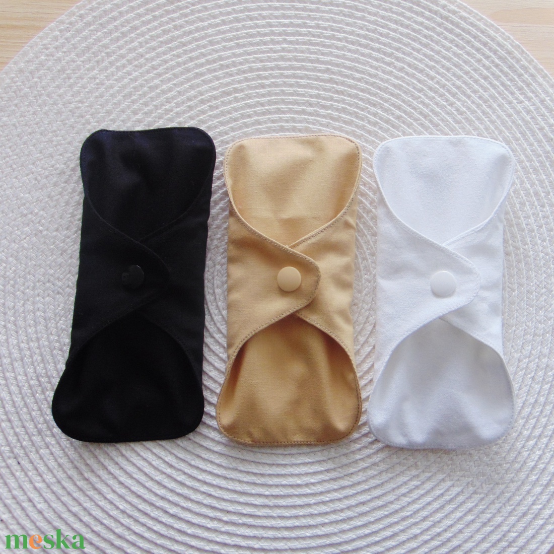 Dana MINI betét csomag (3 db/ cs) 16 cm / fekete - bézs - fehér / mosható betét, mosható intimbetét - szépségápolás - intim higiénia - tisztasági betét - Meska.hu