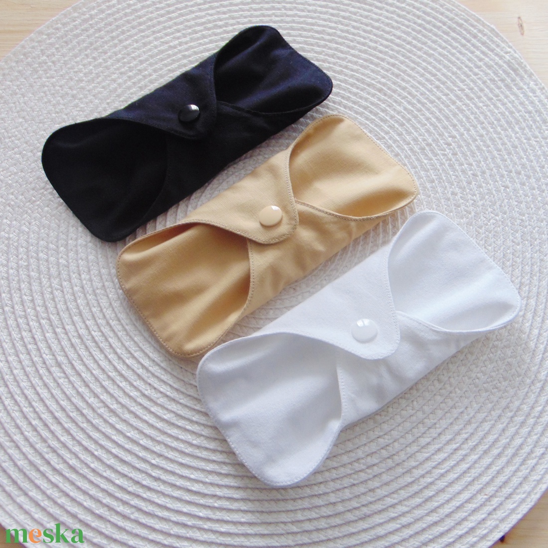 Dana MINI betét csomag (3 db/ cs) 16 cm / fekete - bézs - fehér / mosható betét, mosható intimbetét - szépségápolás - intim higiénia - tisztasági betét - Meska.hu
