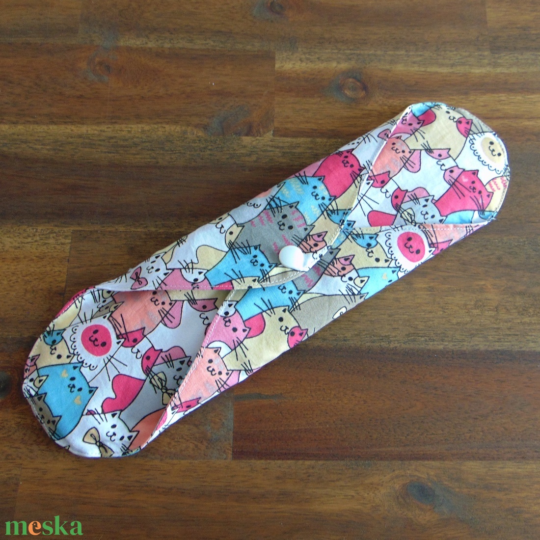 Lara mosható női betét 29 cm / cica fejek - rózsaszín / intimbetét, mosható textil betét, környezetbarát termék - szépségápolás - intim higiénia - intimbetét - Meska.hu