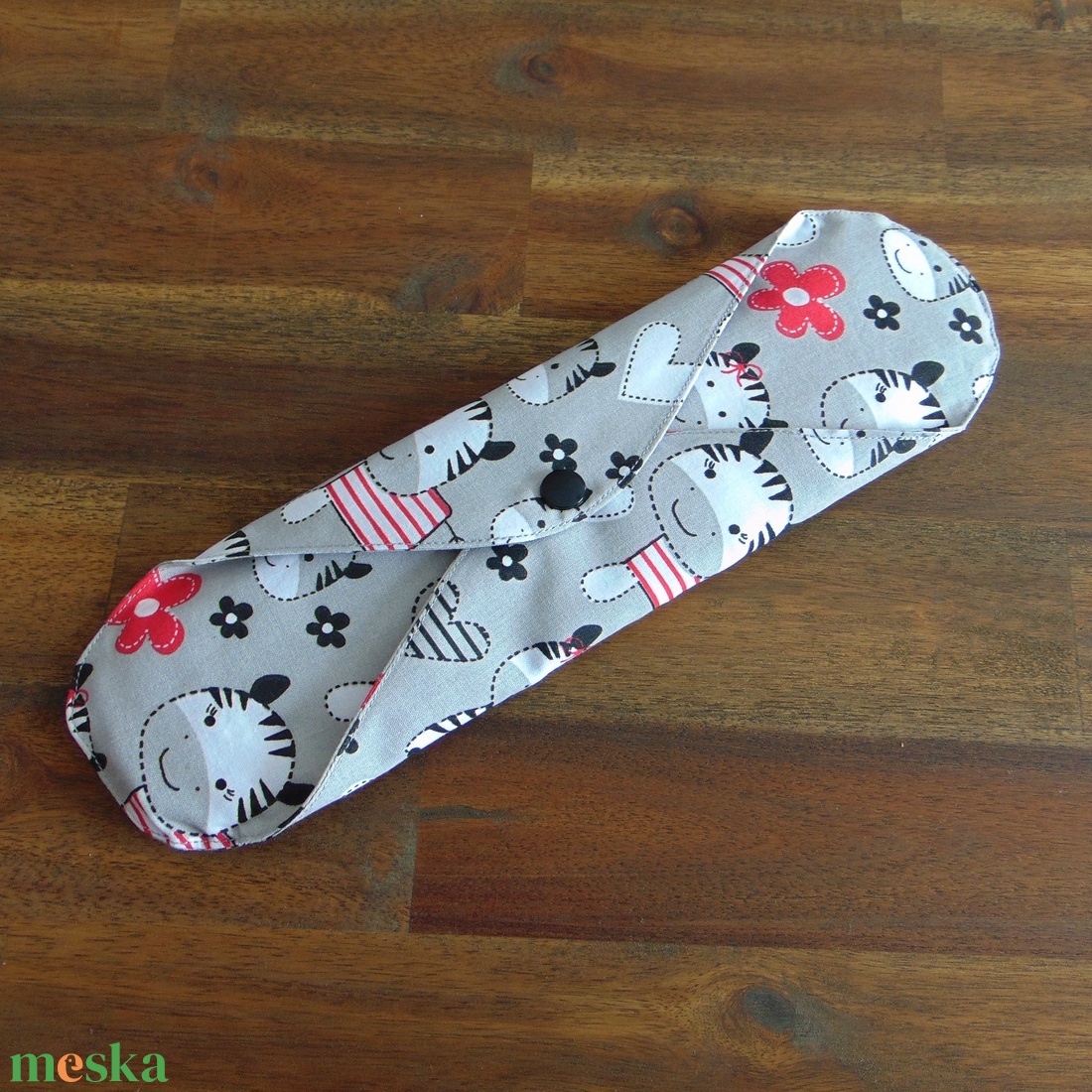 Lara mosható női betét 29 cm / zsiráf babák / intimbetét, mosható textil betét, környezetbarát termék - szépségápolás - intim higiénia - intimbetét - Meska.hu