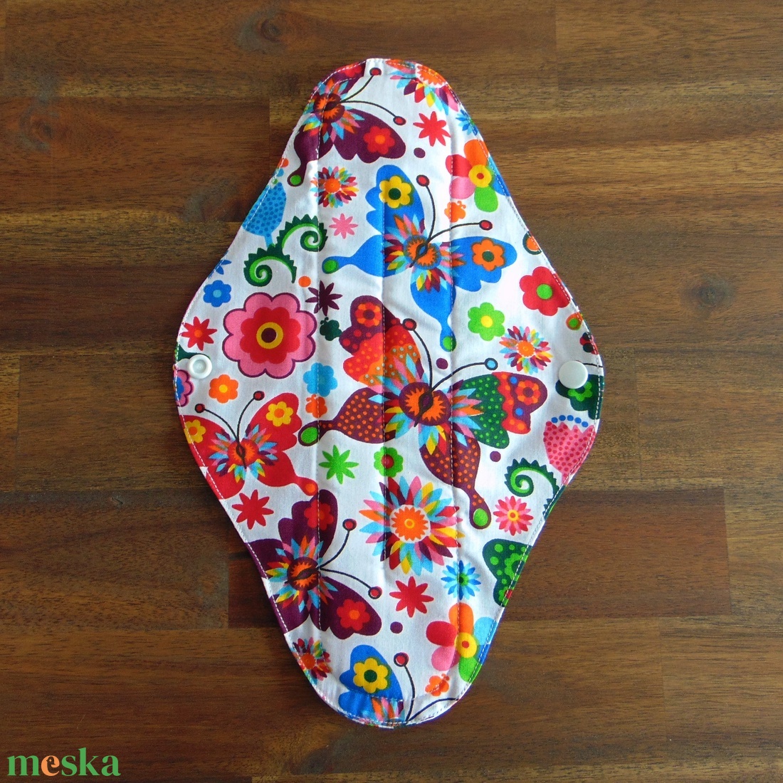 Lara mosható női betét 29 cm / színes lepkék és virágok - szépségápolás - intim higiénia - intimbetét - Meska.hu