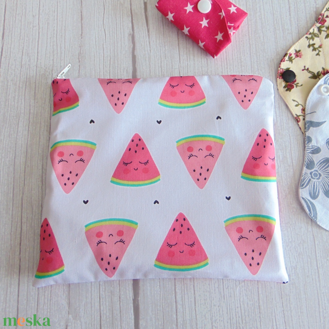 Betét tartó tasak 20 x 17 cm / dinnye mintás - szépségápolás - intim higiénia - egészségügyi tartó - Meska.hu