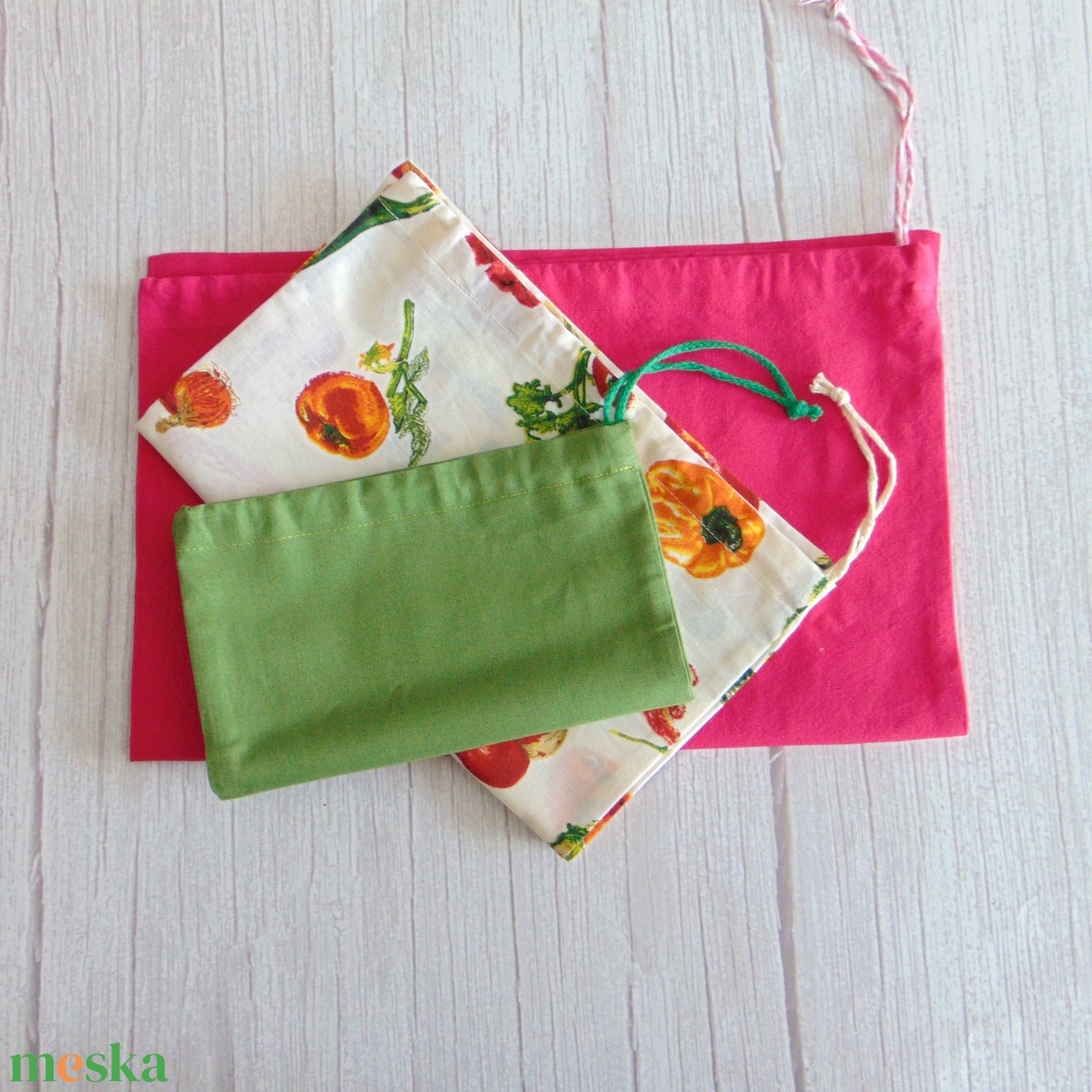 Textil zsák csomag / zöld - zöldségek - pink - táska & tok - bevásárlás & shopper táska - zöldség/gyümölcs zsák - Meska.hu