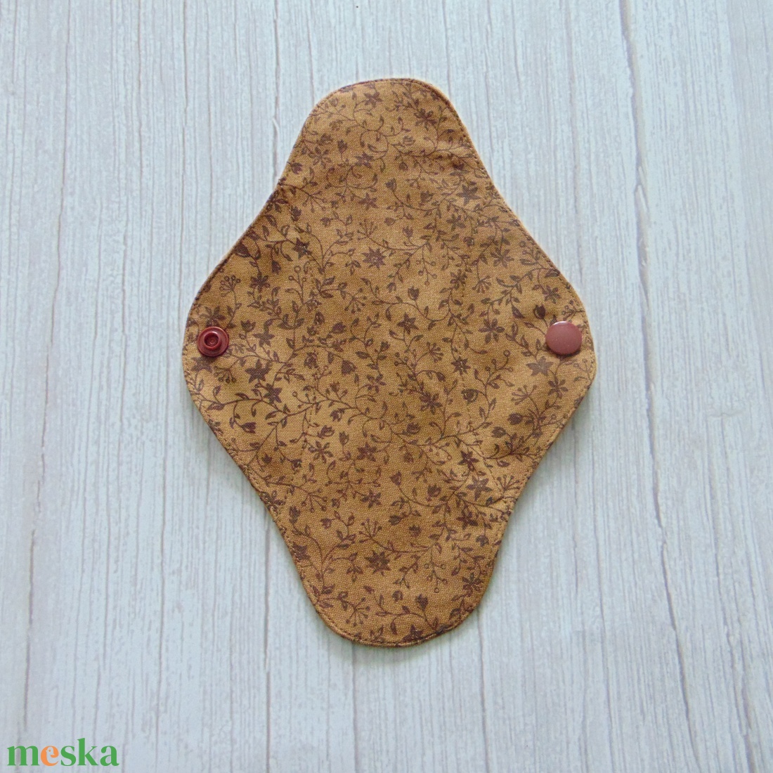 Lara tisztasági betét 19,5 cm / barna indák / mosható textil betét, mosható tisztasági betét, mosibetét - szépségápolás - intim higiénia - tisztasági betét - Meska.hu