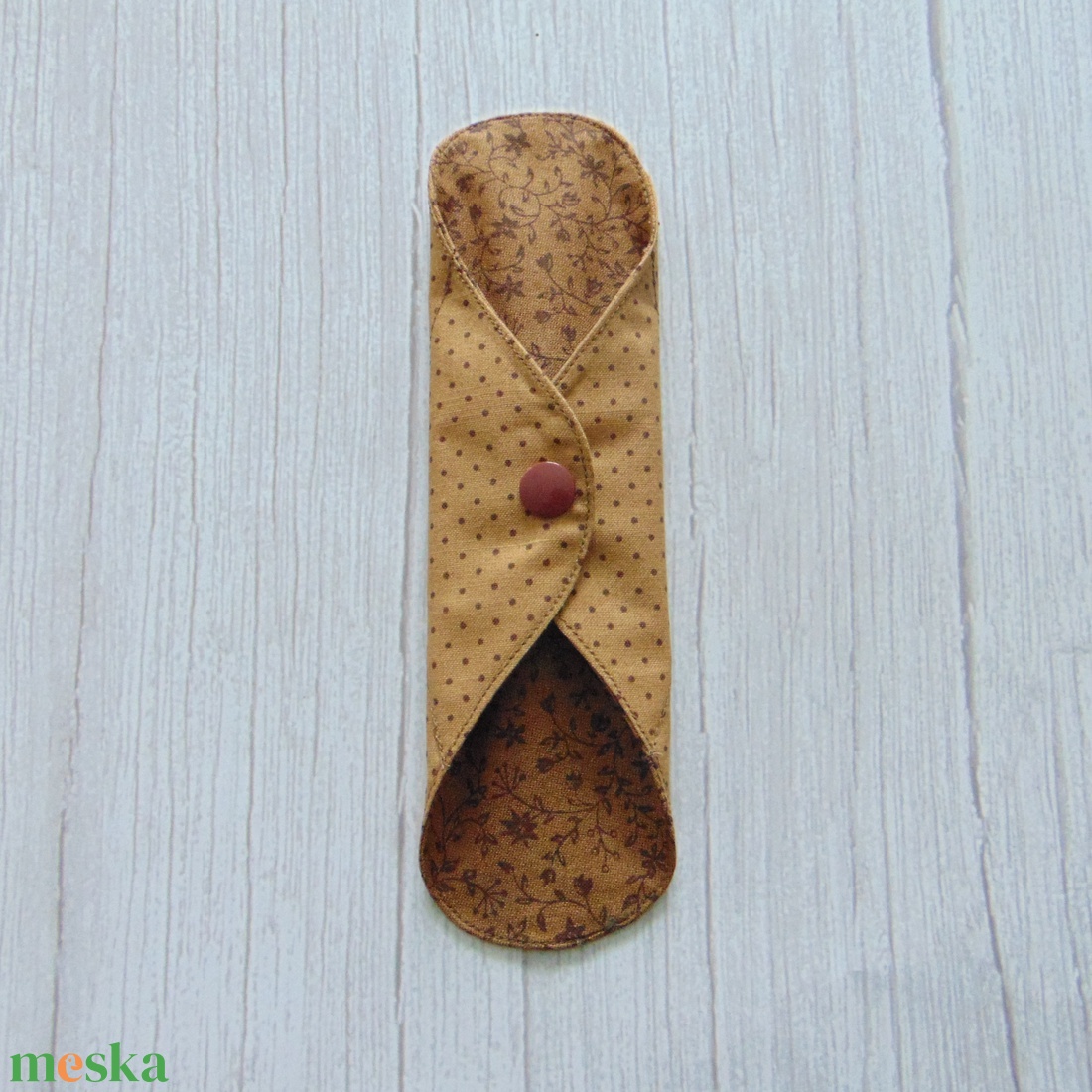 Lara tisztasági betét 19,5 cm / barna indák / mosható textil betét, mosható tisztasági betét, mosibetét - szépségápolás - intim higiénia - tisztasági betét - Meska.hu