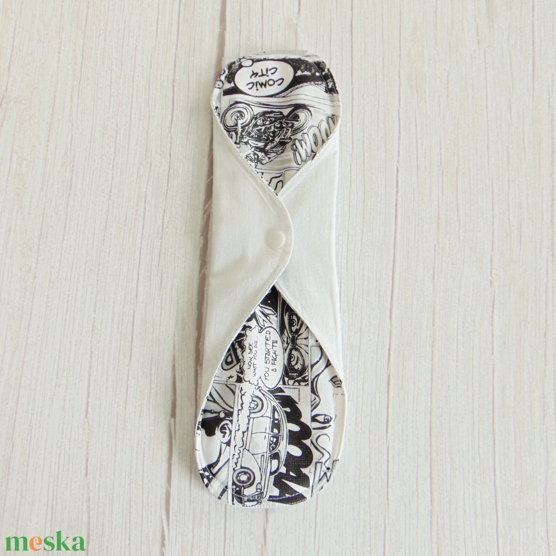 Lara Maxi mosható női betét 31 cm / képregény mintás / mosható textil betét, környezetbarát termék - szépségápolás - intim higiénia - intimbetét - Meska.hu