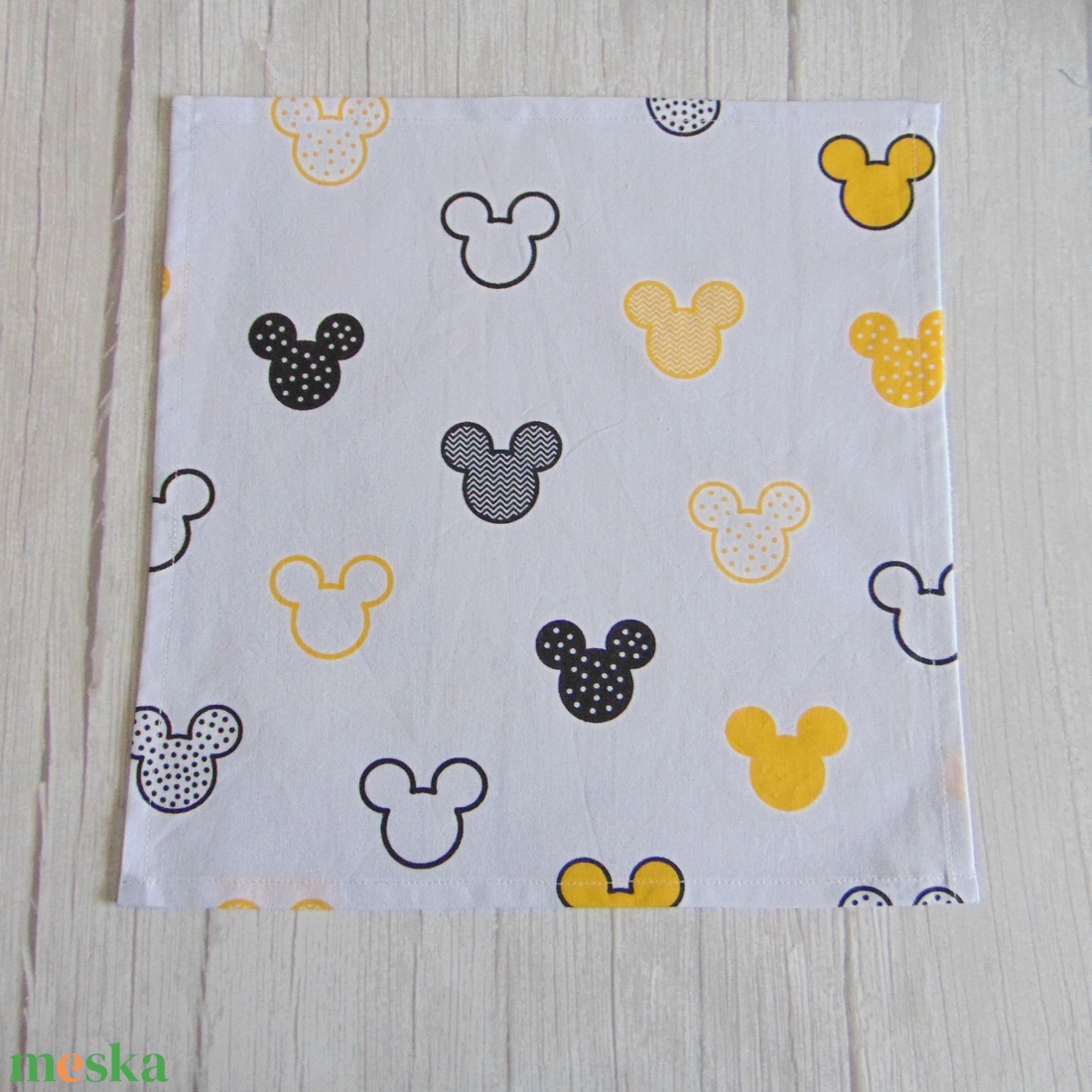 Textil szalvéta - Sárga Minnie - táska & tok - uzsonna- & ebéd tartó - szendvics csomagoló - Meska.hu