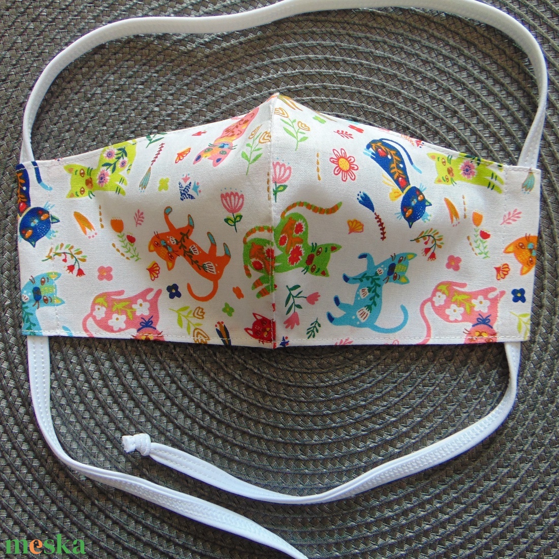 Gyermek- maszk (12 cm)/ virágos cicák / szájmaszk, textil szájmaszk, többször használható szájmaszk - ruha & divat - maszk, arcmaszk - gyerek - Meska.hu