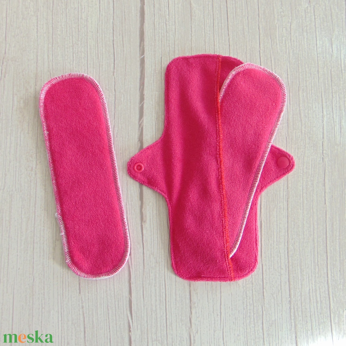 Dana PLUS mosható betét 23,5 cm / frottír / apró kék rózsák - szépségápolás - intim higiénia - intimbetét - Meska.hu