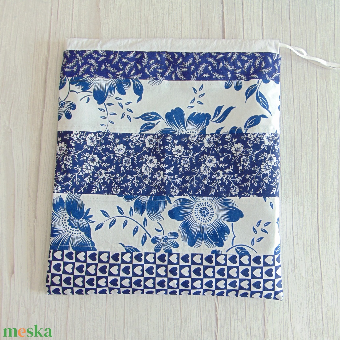 Kenyeres zsák - kis méretű / kék virágok - patchwork  - táska & tok - bevásárlás & shopper táska - kenyeres zsák - Meska.hu