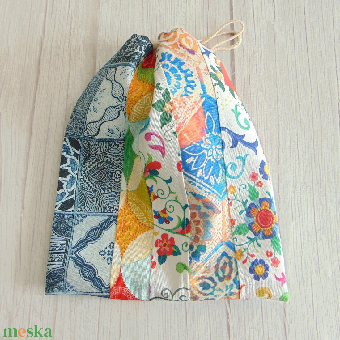 Kenyeres zsák - kis méretű / indák és virágok - patchwork  - táska & tok - bevásárlás & shopper táska - kenyeres zsák - Meska.hu
