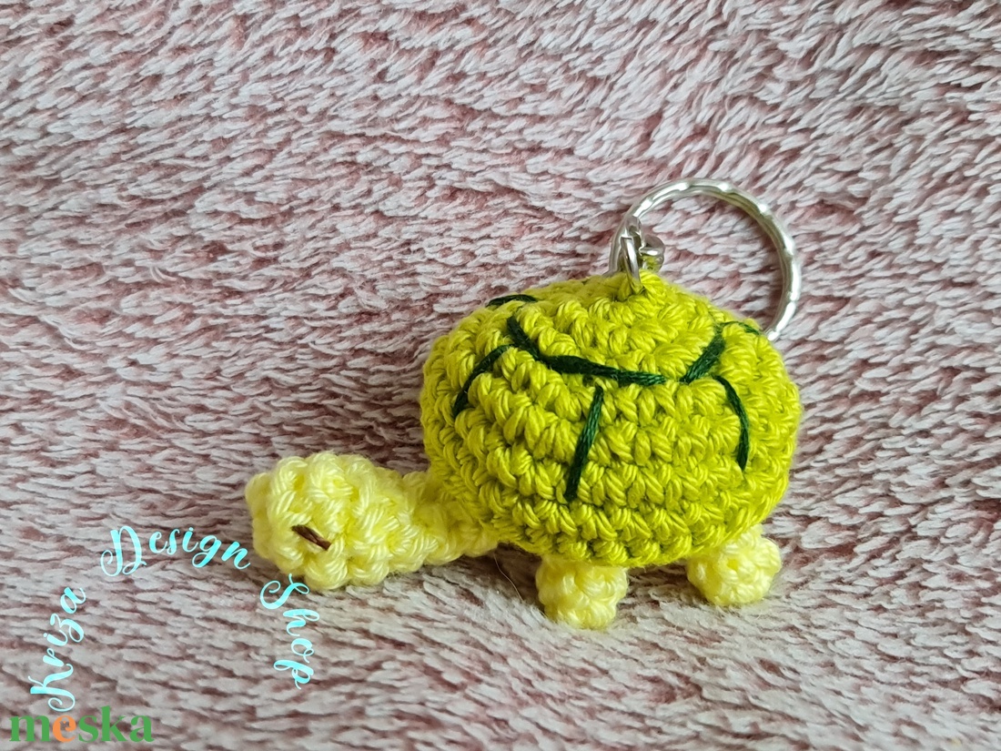 Kézműves horgolt kabalafigurás kulcstartó - Mini teknős (Ánizska) - játék & sport - plüssállat & játékfigura - más figura - Meska.hu Kézműves horgolt kabalafigurás kulcstartó - Mini teknős (Ánizska) - játék & sport - plüssállat & játékfigura - más figura - Meska.hu