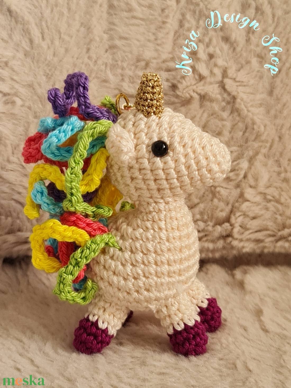 Kézműves horgolt kabalafigurás kulcstartó - Mini unikornis (Pinky) - játék & sport - plüssállat & játékfigura - unikornis - Meska.hu