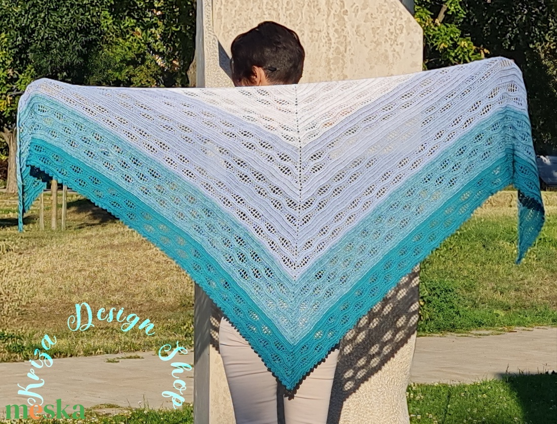 Kézműves horgolt csipke kendő - Calypso shawl - ruha & divat - sál, sapka, kendő - vállkendő - Meska.hu