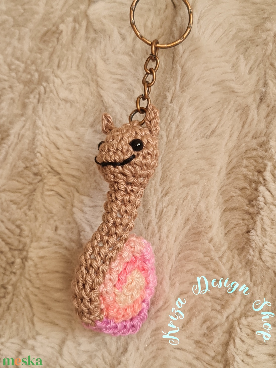 Kézműves horgolt kabalafigurás kulcstartó - Mini csiga (Tropical vibes) - játék & sport - plüssállat & játékfigura - csiga - Meska.hu