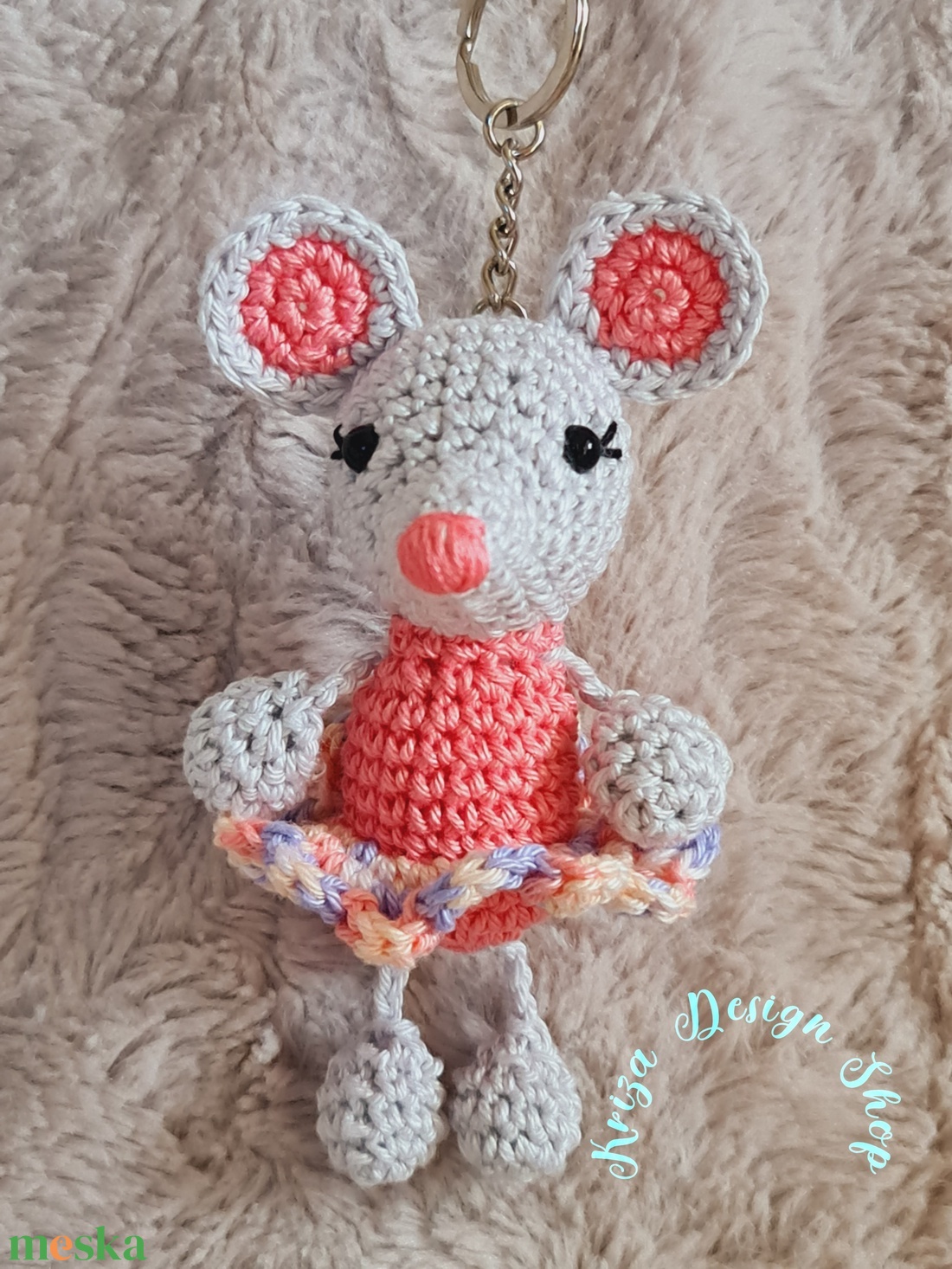 Kézműves horgolt kabalafigurás kulcstartó - Mini egér (Sonja) - játék & sport - plüssállat & játékfigura - egér - Meska.hu