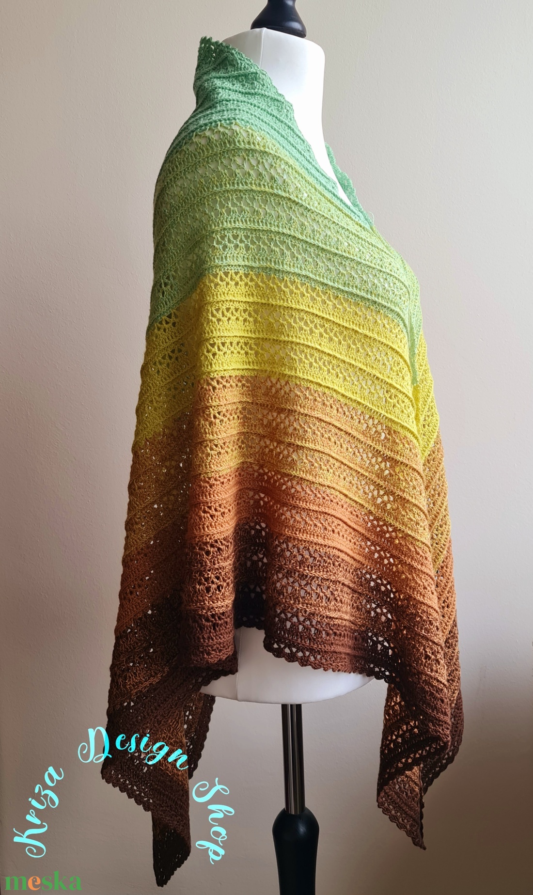 Kézműves horgolt csipke kendő - Arduinna shawl - ruha & divat - sál, sapka, kendő - vállkendő - Meska.hu