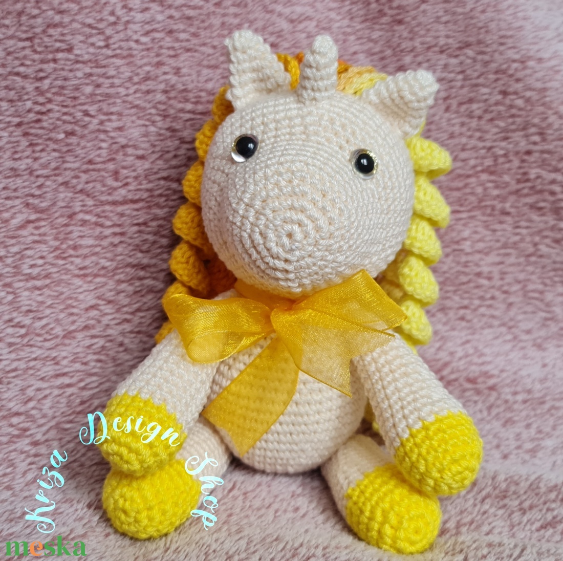 Kézműves horgolt kabala figura - Polly unikornis ('25 sunshine design) - játék & sport - plüssállat & játékfigura - unikornis - Meska.hu
