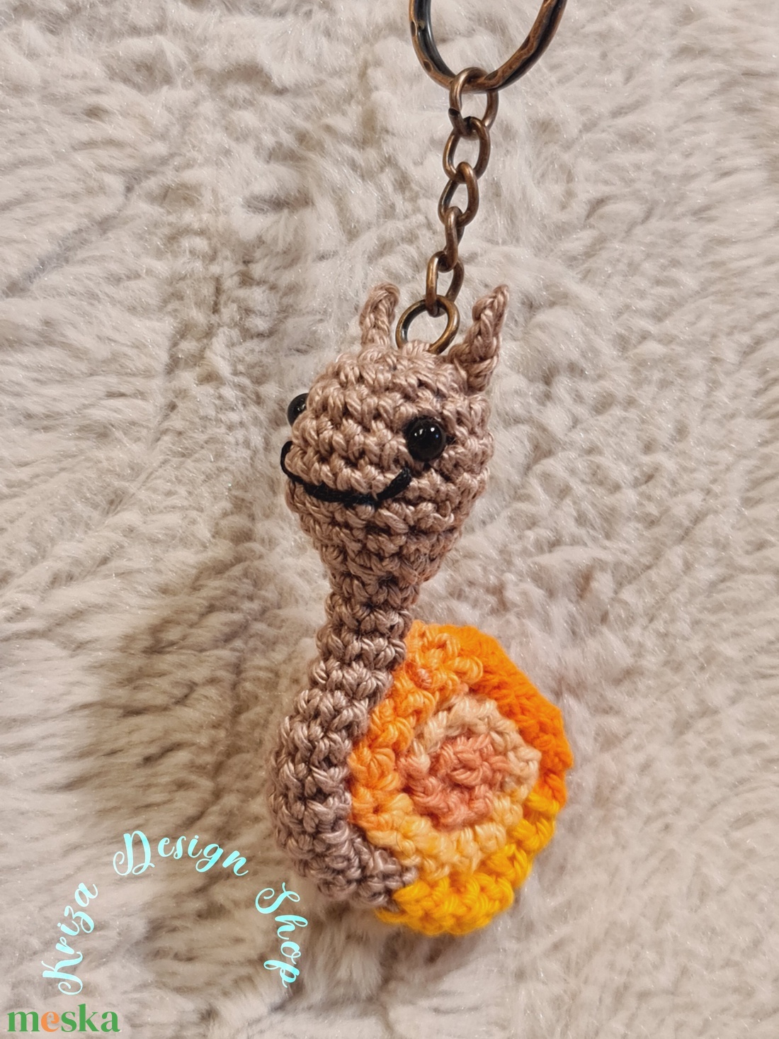 Kézműves horgolt kabalafigurás kulcstartó - Mini csiga (Orangina - játék & sport - plüssállat & játékfigura - csiga - Meska.hu