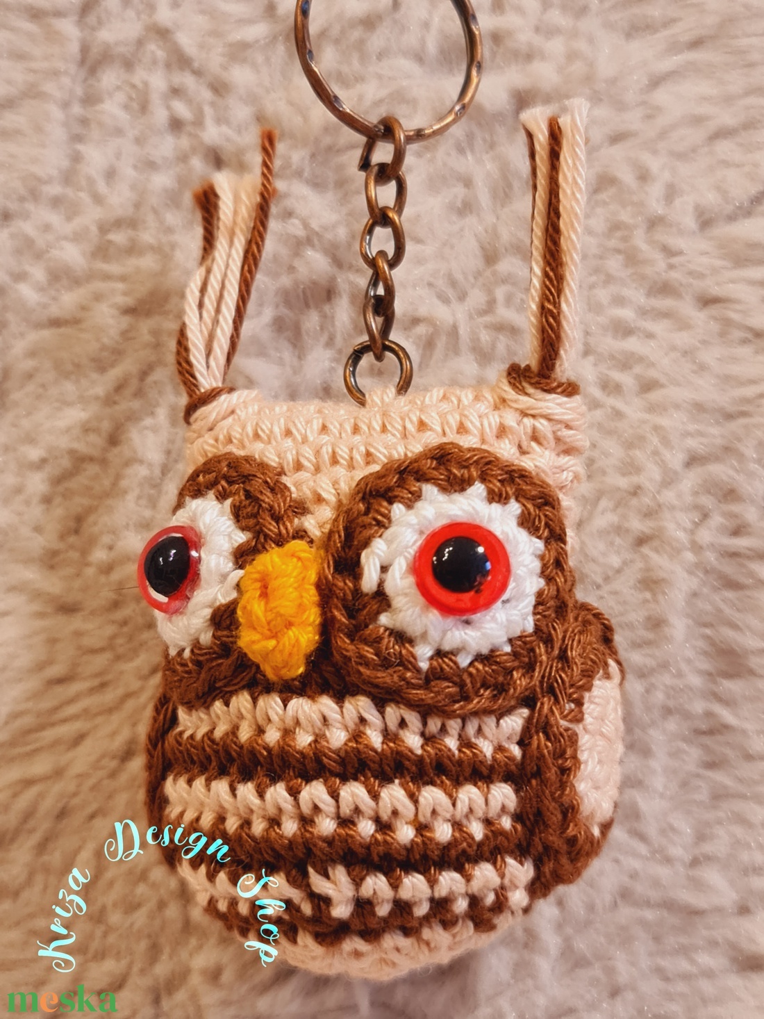 Kézműves horgolt kabalafigurás kulcstartó - Mini bagoly (Herbert '26) - játék & sport - plüssállat & játékfigura - bagoly - Meska.hu