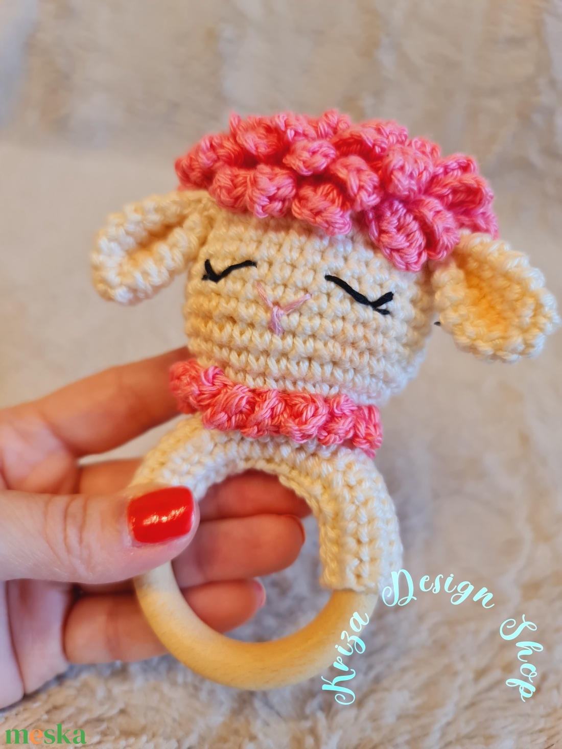 Kézműves horgolt kabala figurás csörgő rágóka (Bárányos) 2. - baba - mama - baba játékok - csörgő - Meska.hu