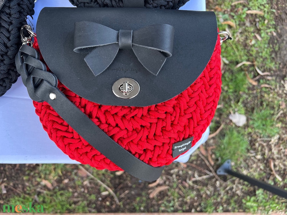 Horgolt crossbody táska - táska & tok - kézitáska & válltáska - kézitáska - Meska.hu