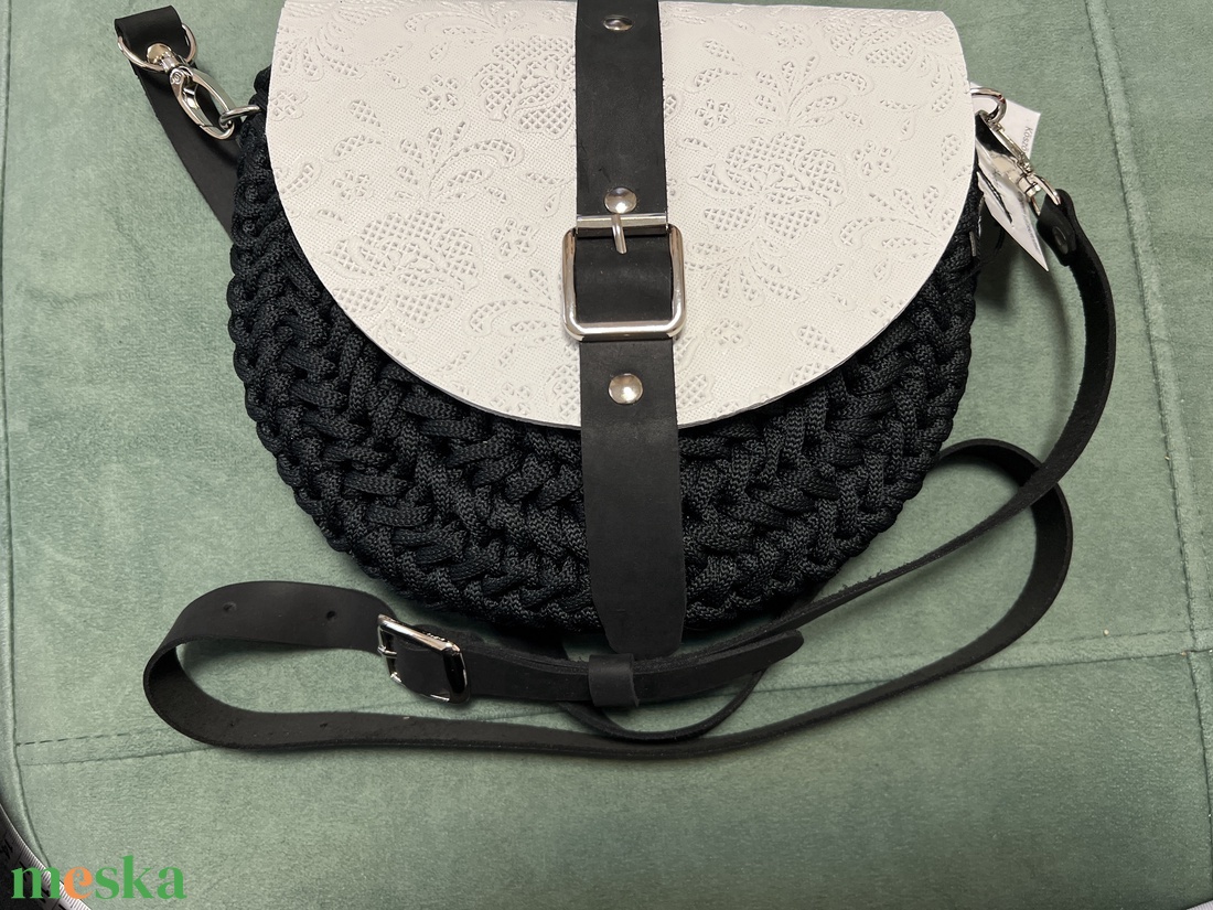 Horgolt crossbody  - táska & tok - kézitáska & válltáska - alkalmi táska - Meska.hu