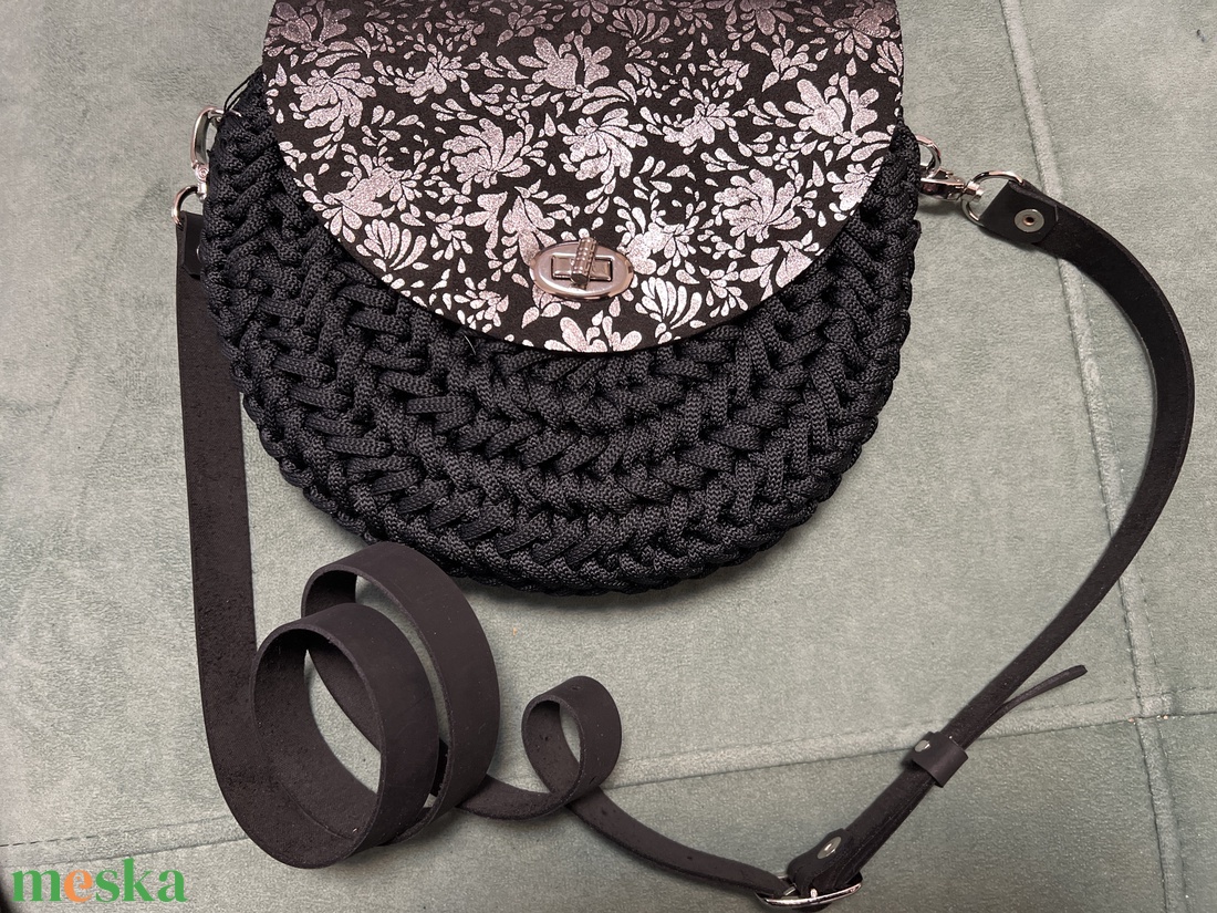 Horgolt crossbody - táska & tok - kézitáska & válltáska - kézitáska - Meska.hu