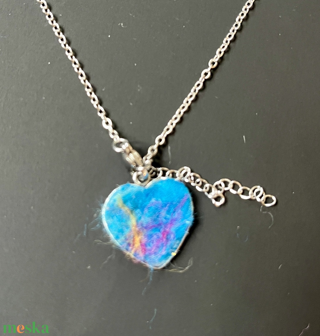 Gyapjú szív medál - ékszer - nyaklánc - medálos nyaklánc - Meska.hu