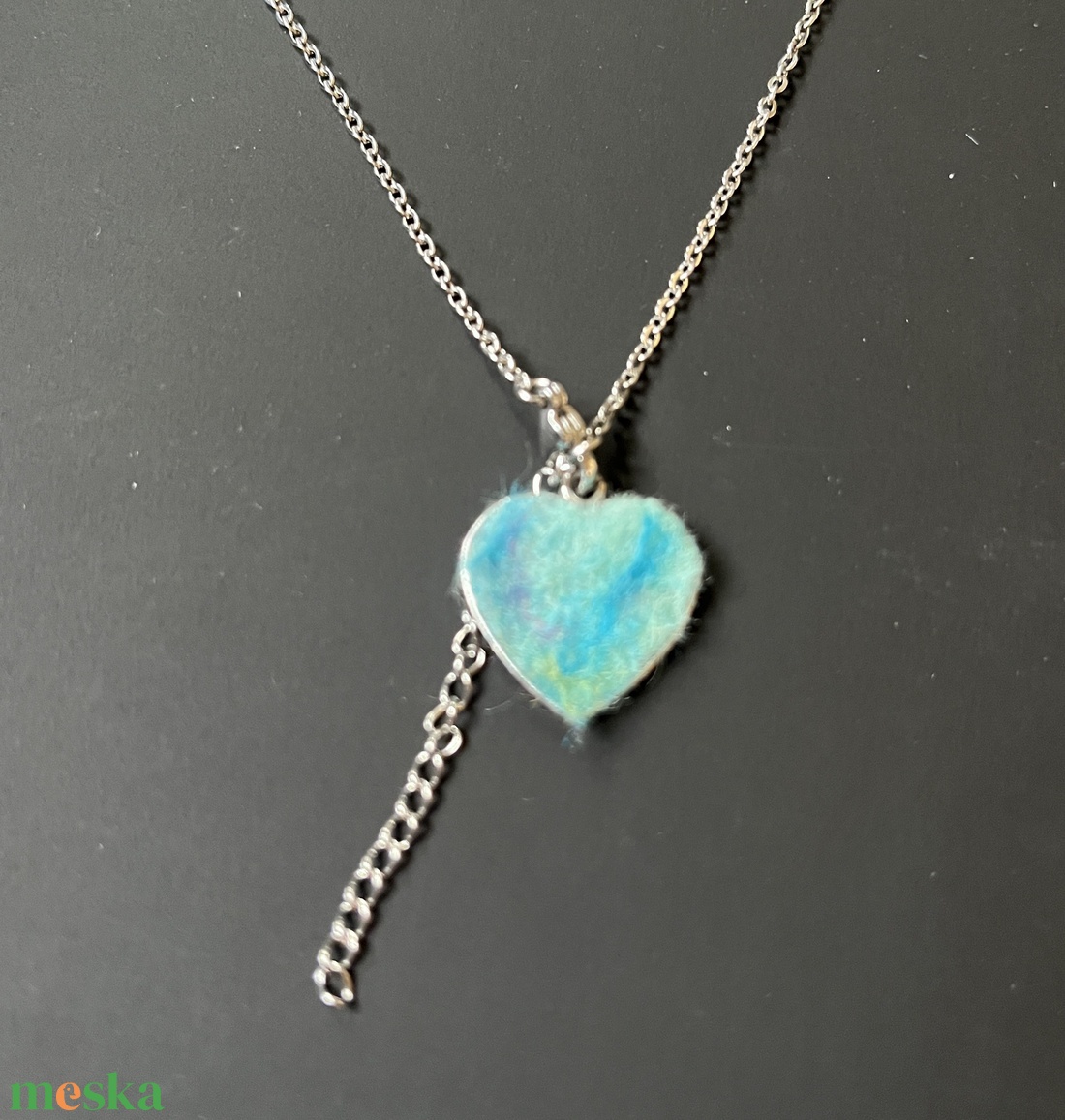 Gyapjú szív medál - ékszer - nyaklánc - medálos nyaklánc - Meska.hu