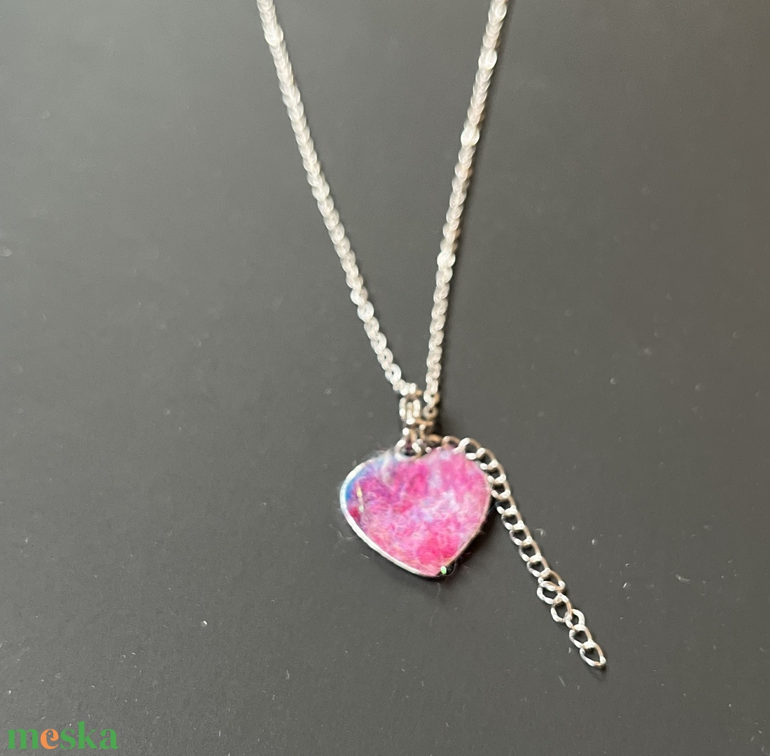 Gyapjú szív medál - ékszer - nyaklánc - medálos nyaklánc - Meska.hu