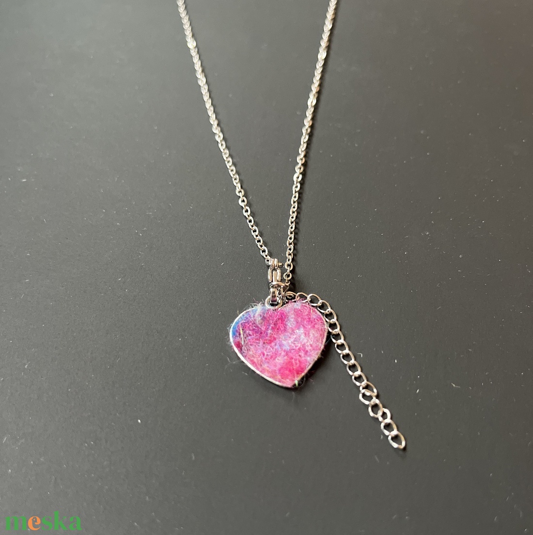 Gyapjú szív medál - ékszer - nyaklánc - medálos nyaklánc - Meska.hu