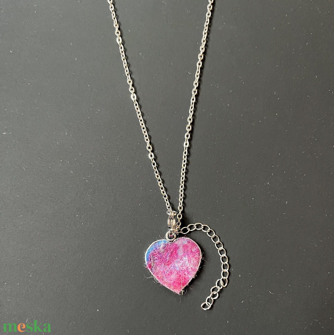 Gyapjú szív medál - ékszer - nyaklánc - medálos nyaklánc - Meska.hu