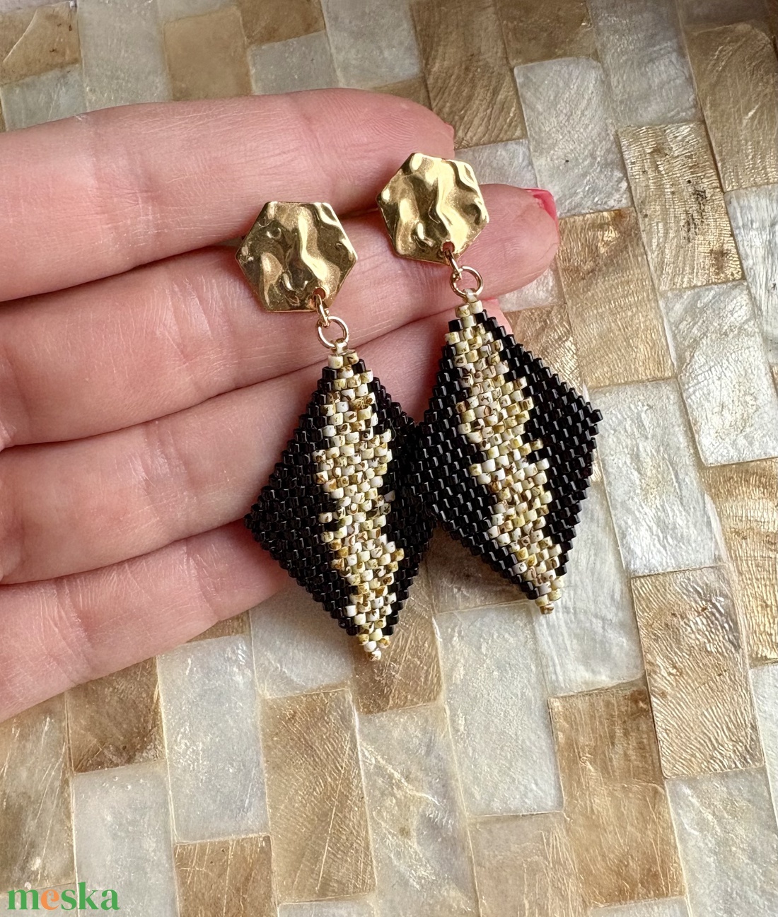 Miyuki Picasso fülbevaló - ékszer - fülbevaló - lógó fülbevaló - Meska.hu