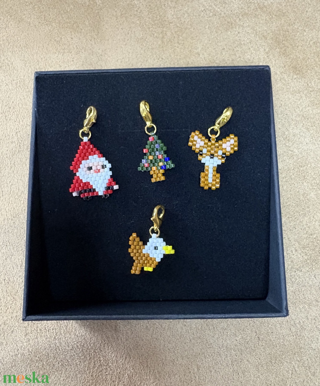 Miyuki charm karkötő - ékszer - karkötő - karkötő medállal - Meska.hu