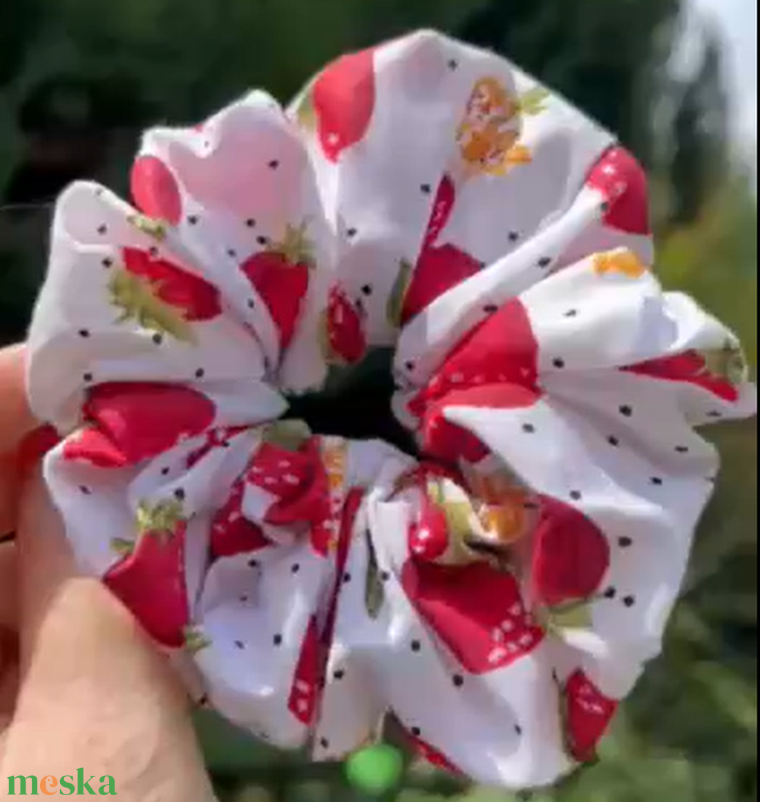 Nyári emlékek - scrunchie - ruha & divat - hajdísz & hajcsat - hajgumi - Meska.hu Nyári emlékek - scrunchie - ruha & divat - hajdísz & hajcsat - hajgumi - Meska.hu