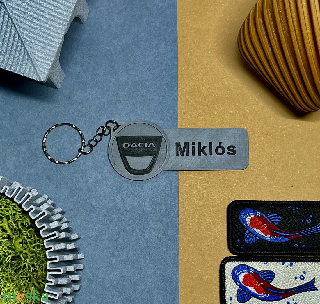 Dacia névre szóló kulcstartó  - táska & tok - kulcstartó & táskadísz - kulcstartó - Meska.hu