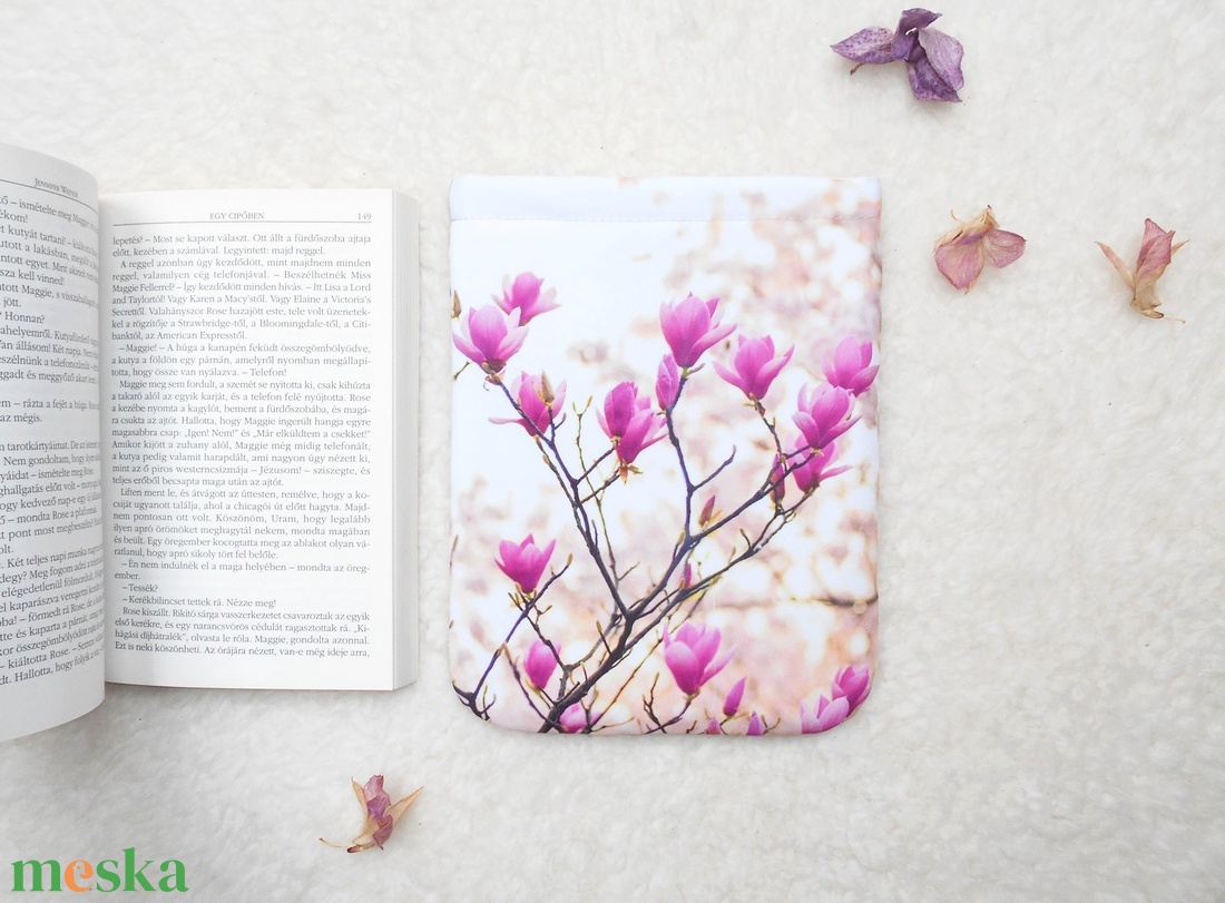 TULIPÁNFA - Mintás puha textil könyv védő tok, ajándék nőknek - VÁLASZTHATÓ MÉRET! - táska & tok - kézitáska & válltáska - belső rendező - Meska.hu TULIPÁNFA - Mintás puha textil könyv védő tok, ajándék nőknek - VÁLASZTHATÓ MÉRET! - táska & tok - kézitáska & válltáska - belső rendező - Meska.hu