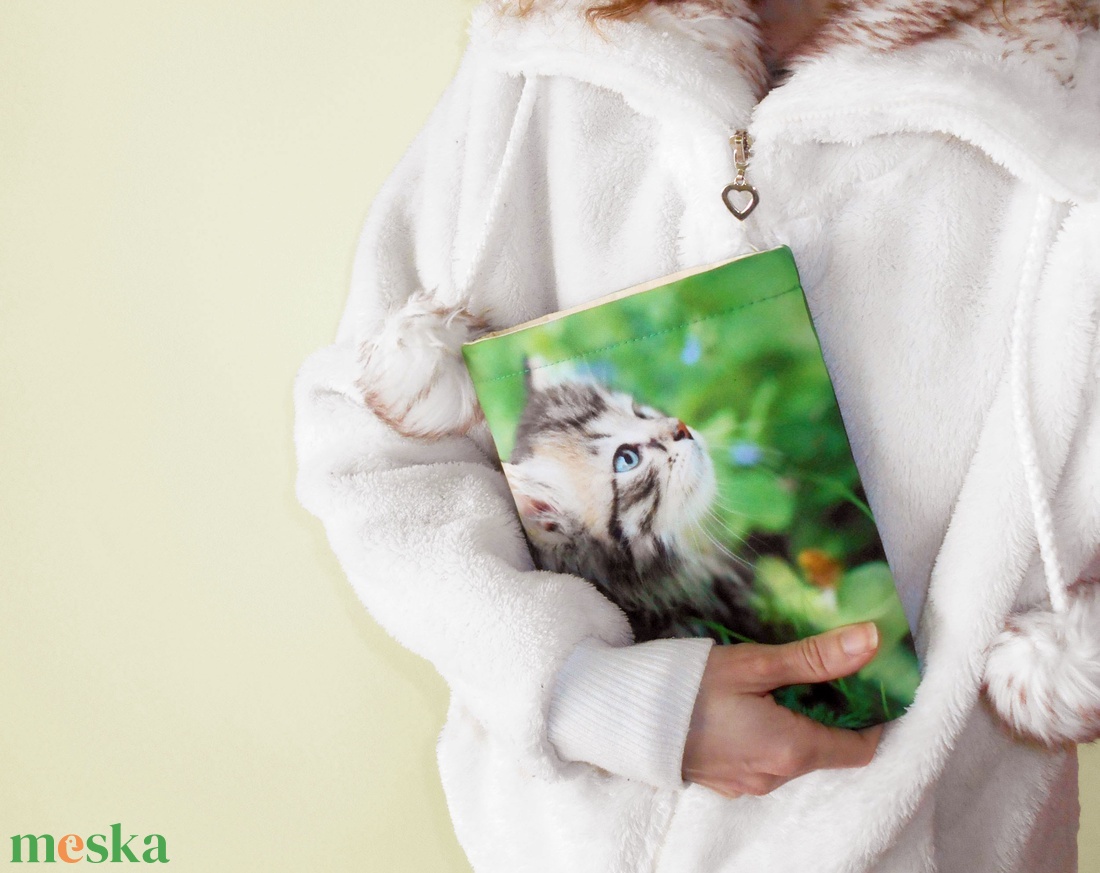 CICUS - Könyv Védő Tok, Könyvölelő, Könyvvászon - VÁLASZTHATÓ MÉRET! - táska & tok - ebook & tablet tok - Meska.hu CICUS - Könyv Védő Tok, Könyvölelő, Könyvvászon - VÁLASZTHATÓ MÉRET! - táska & tok - ebook & tablet tok - Meska.hu